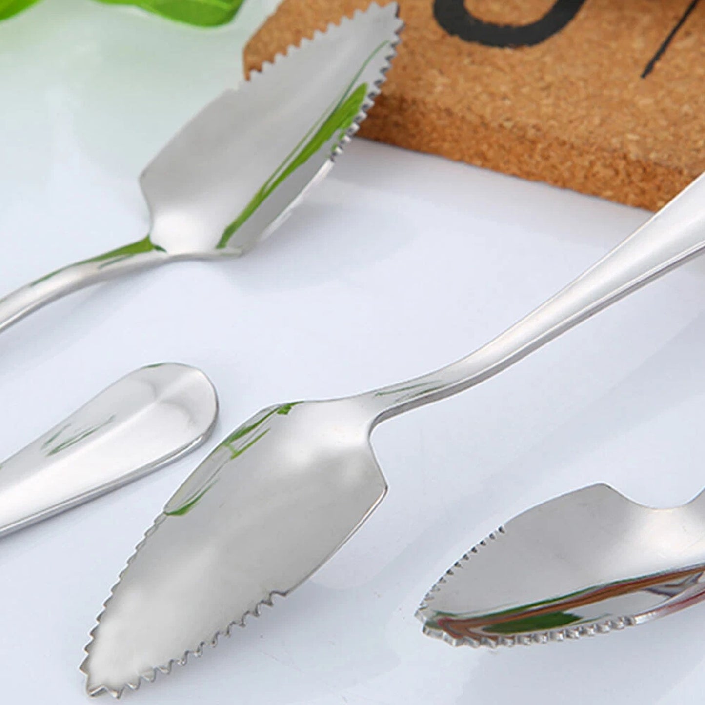 2pcs Stainless Steel Grapefruit Spoons with Serrated Edge