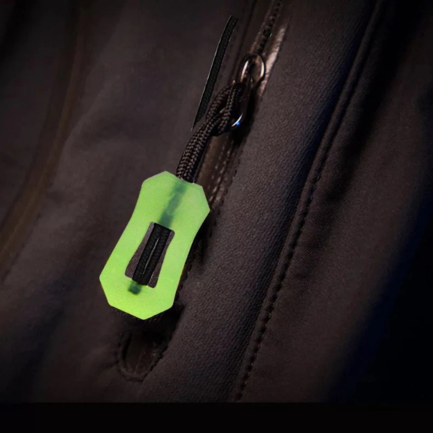 Luminous Zipper Puller Heads for Repair and Replacement