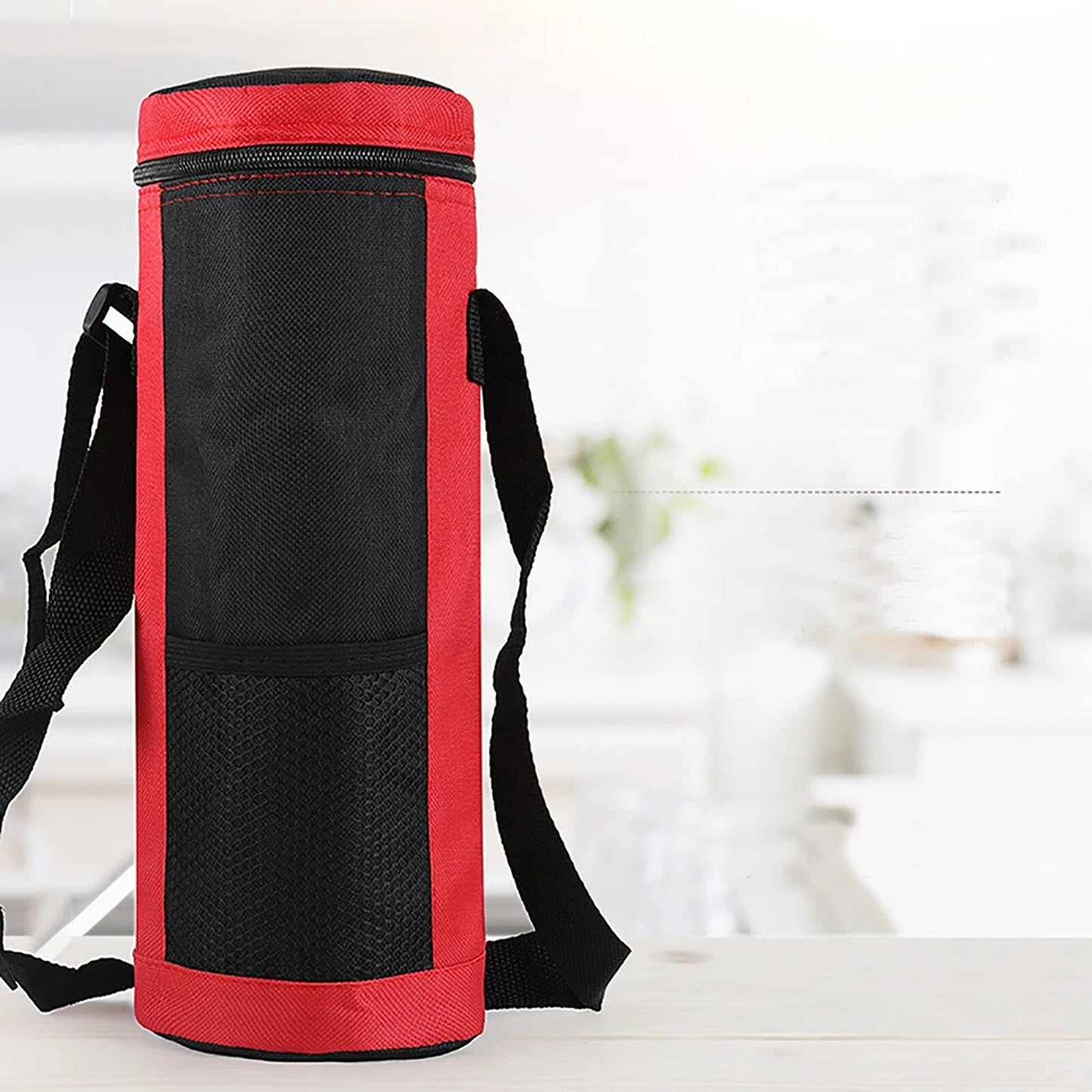Red Portable Wine Tote with Thermal Insulation