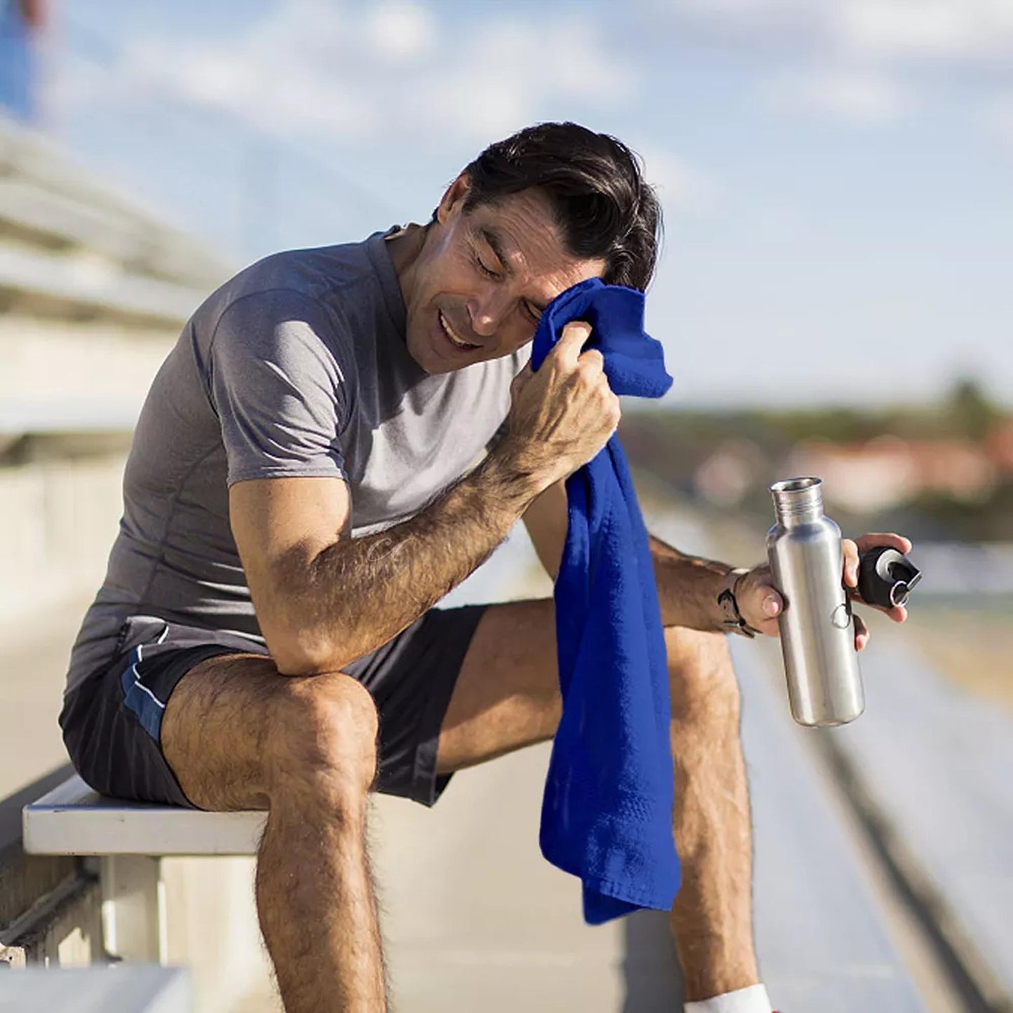 Quick Dry Microfiber Towel for Swimming Gym Beach and Travel